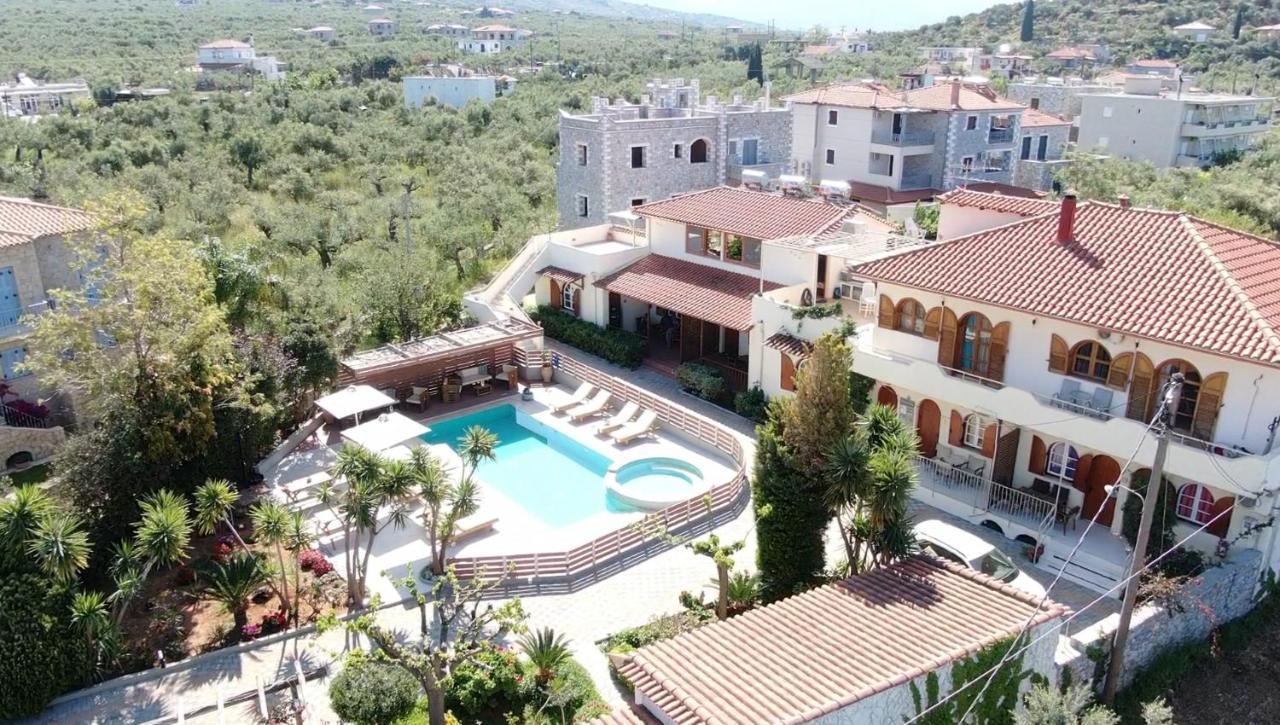 Athina Apartments Ступа Екстер'єр фото