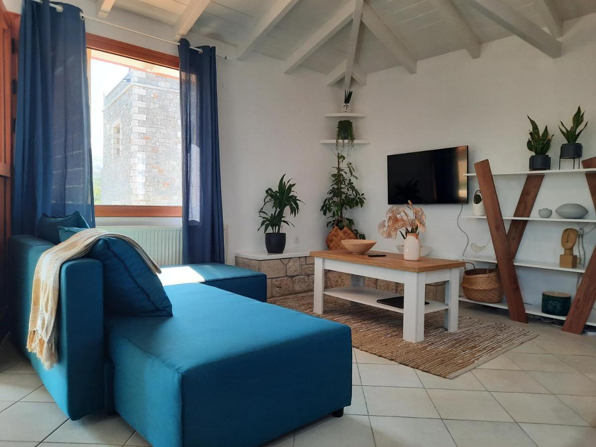 Athina Apartments Ступа Екстер'єр фото