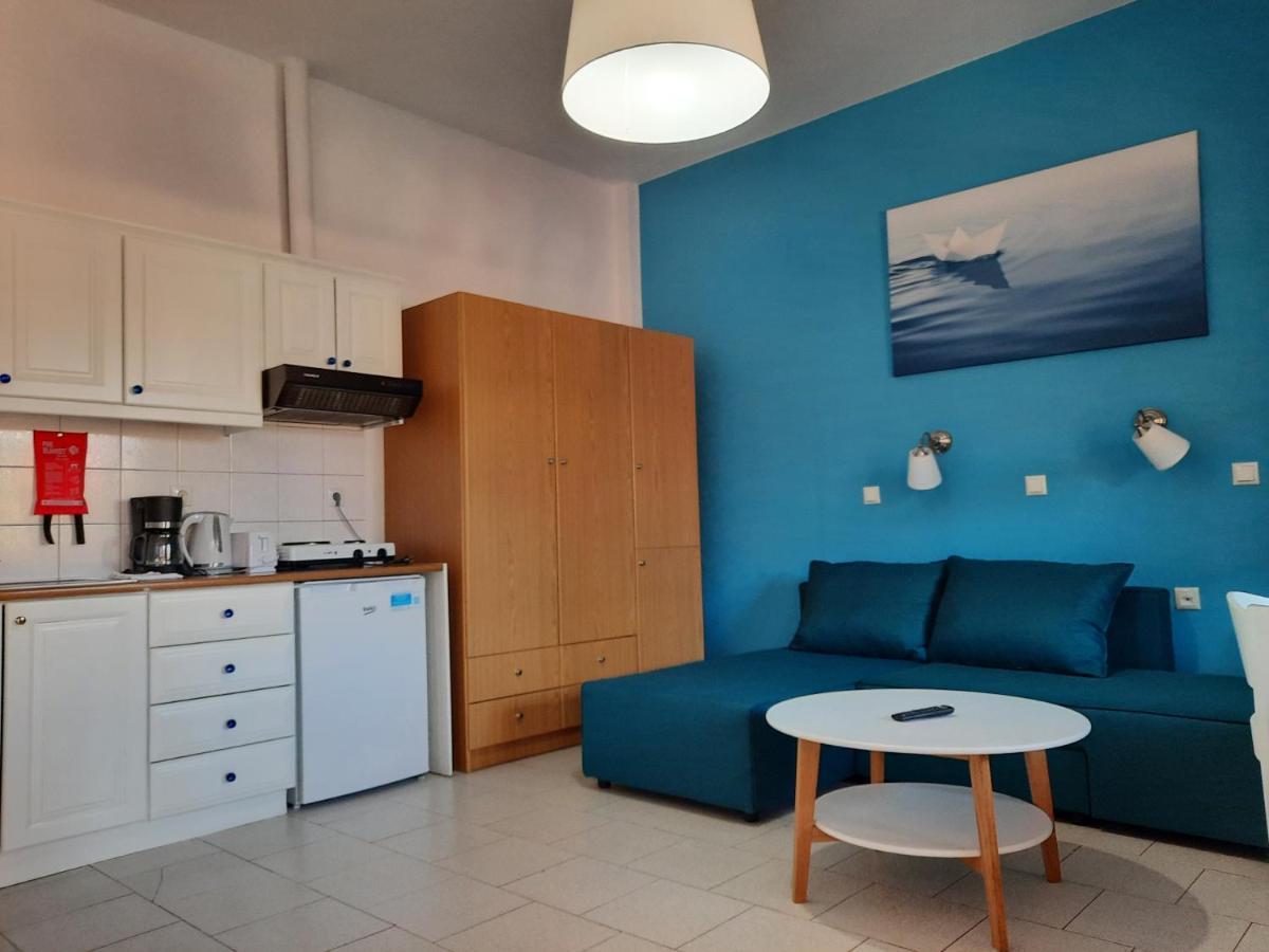 Athina Apartments Ступа Екстер'єр фото